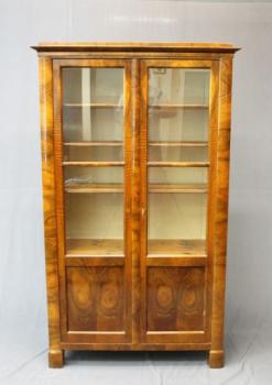 Bookcase - walnut veneer - 1825